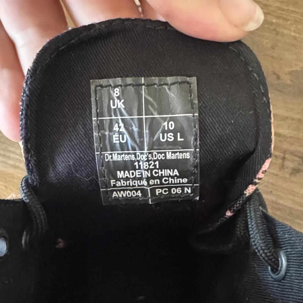 Dr. Marten Floral Lace-Up Boots Size 10 - Picture 5 of 5